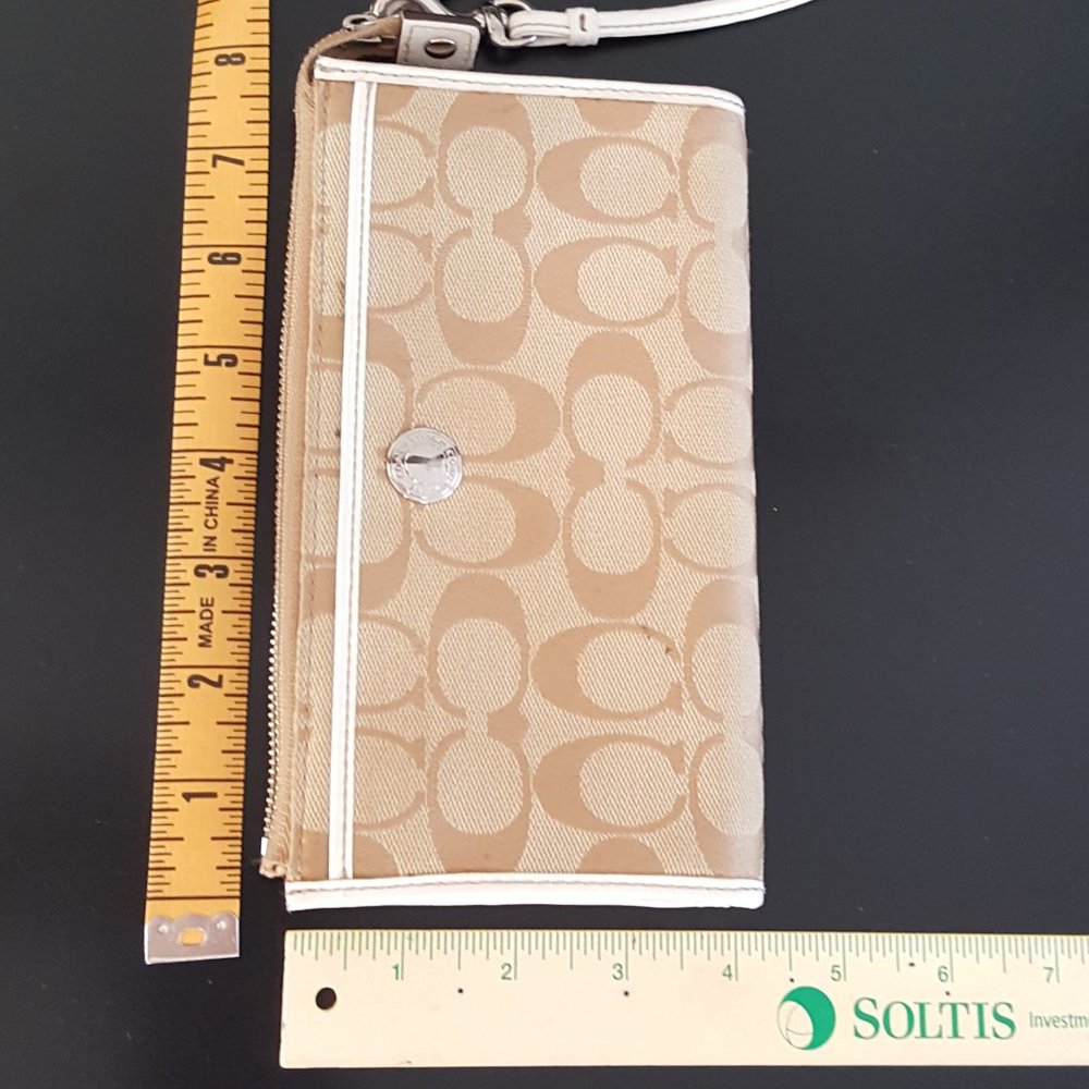 COACH Signature wallet wristlet - Picture 5 of 8